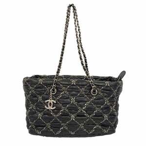 CHANEL Black Shoulder Bag